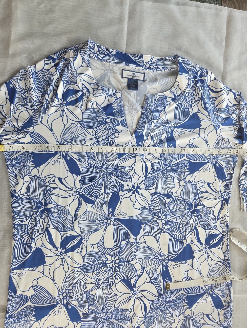 Island Collection Stella Parker Blue and White Floral Cover-Up Tunic - Picture 4 of 9